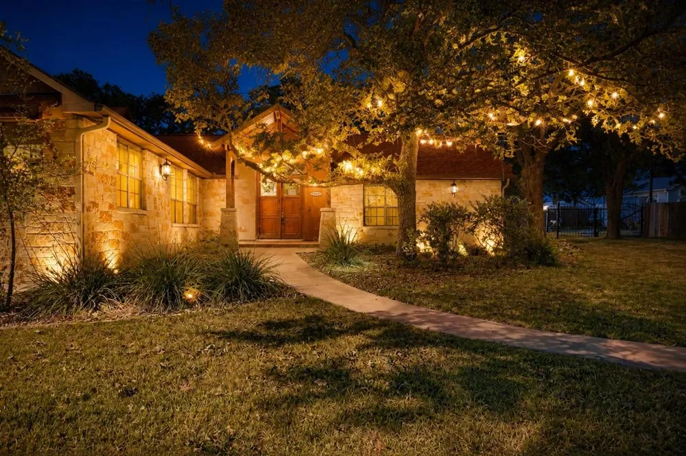 1200 Doe Run Hollow Fredericksburg, TX 78624