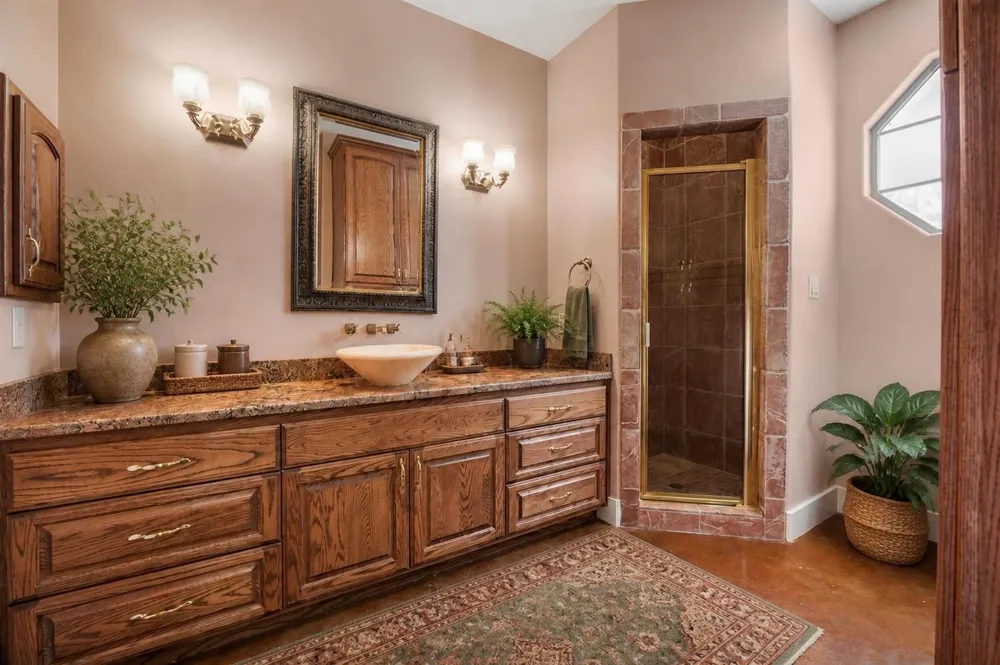 1200 Doe Run Hollow Fredericksburg, TX 78624