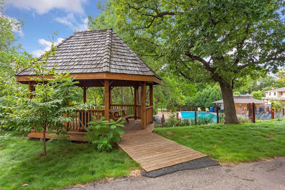 3680 Independence Avenue S #10 Saint Louis Park, MN 55426