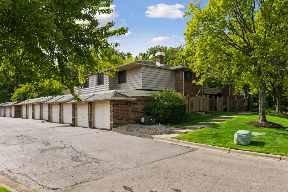 3680 Independence Avenue S #10 Saint Louis Park, MN 55426