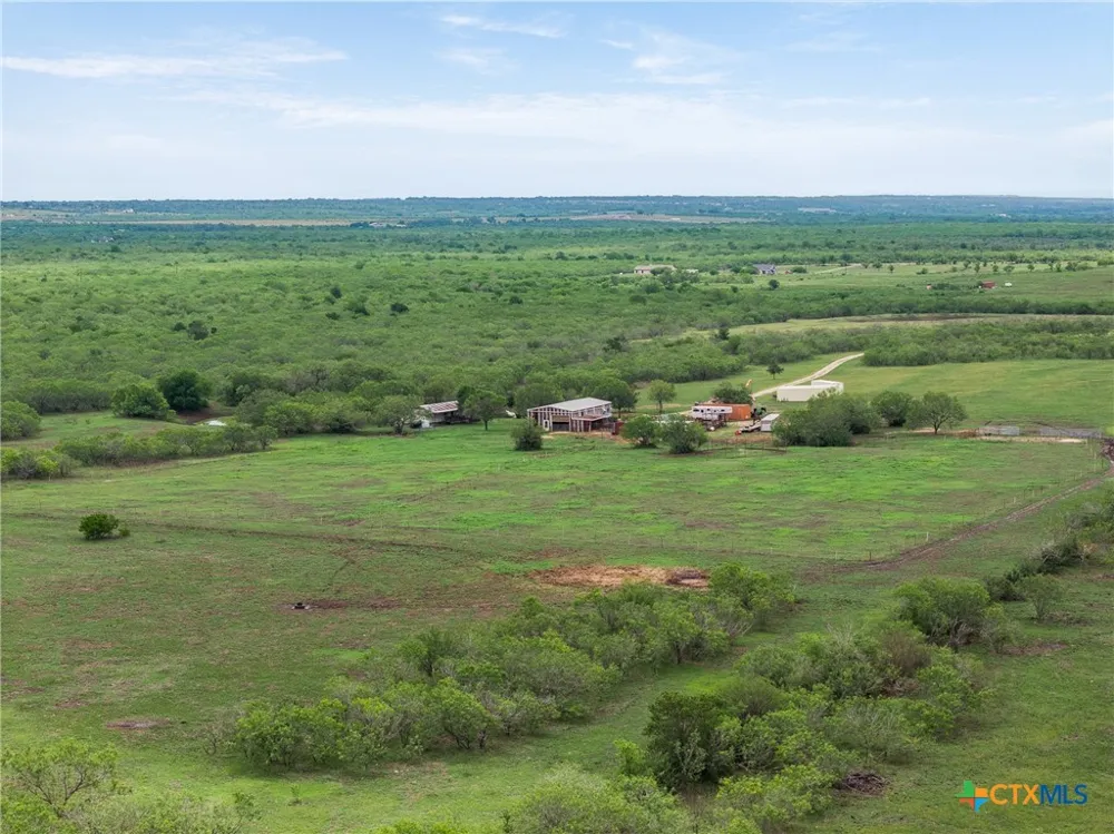 1190 Dickerson Road Lockhart, TX 78644