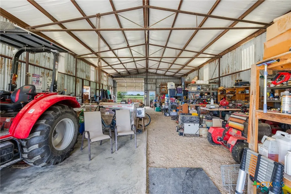 1190 Dickerson Road Lockhart, TX 78644