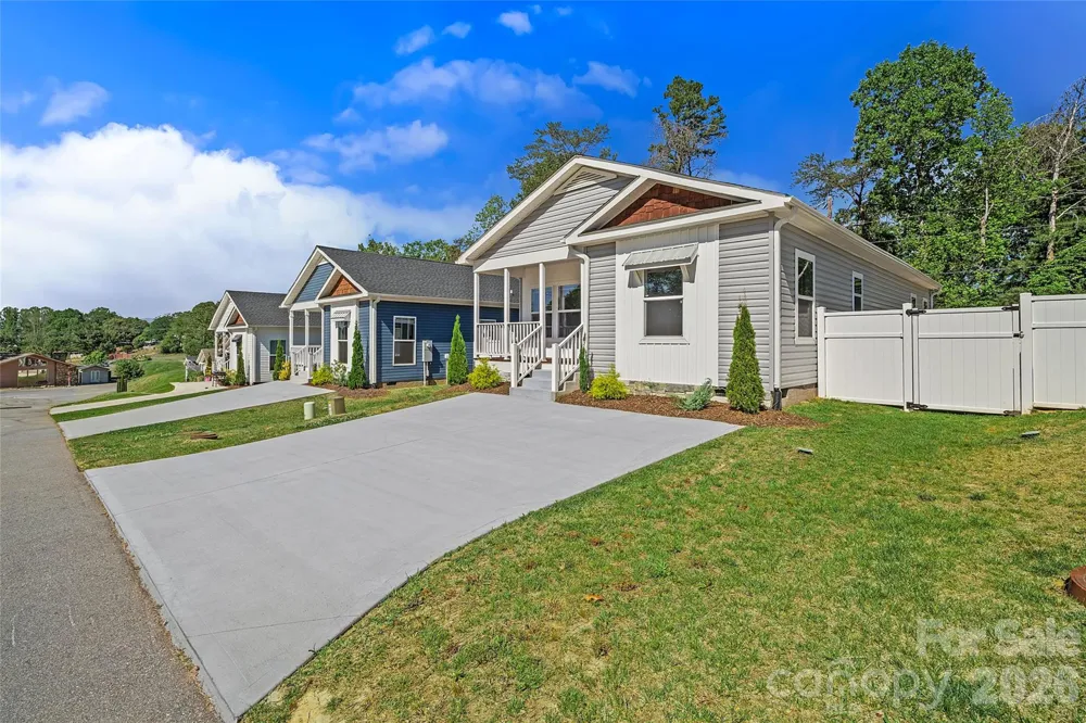 123 Bellamy Road Asheville, NC 28806