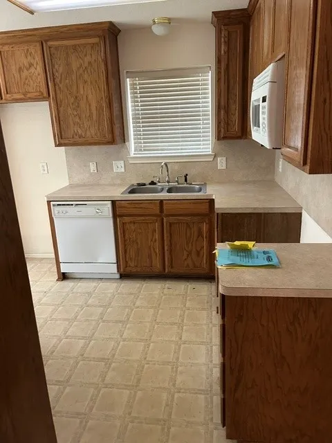 201 Wildcat Drive Lacy Lakeview, TX 76705