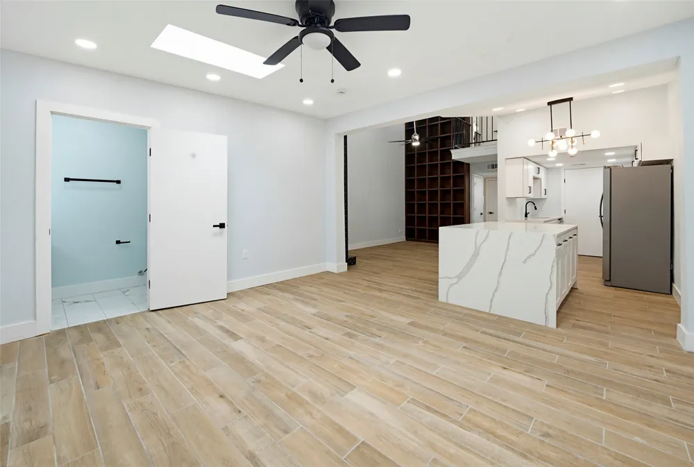 1860 Amber Lane Carrollton, TX 75007