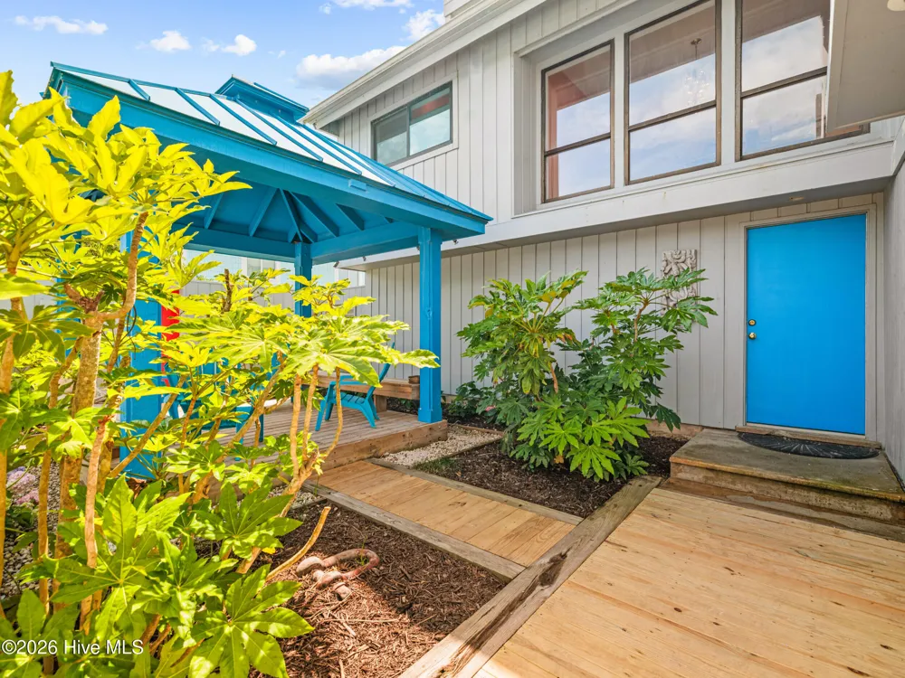 2604 S Shore Drive Surf City, NC 28445
