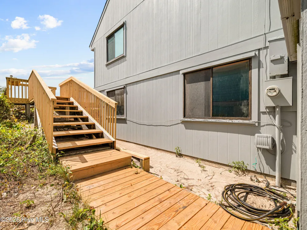 2604 S Shore Drive Surf City, NC 28445