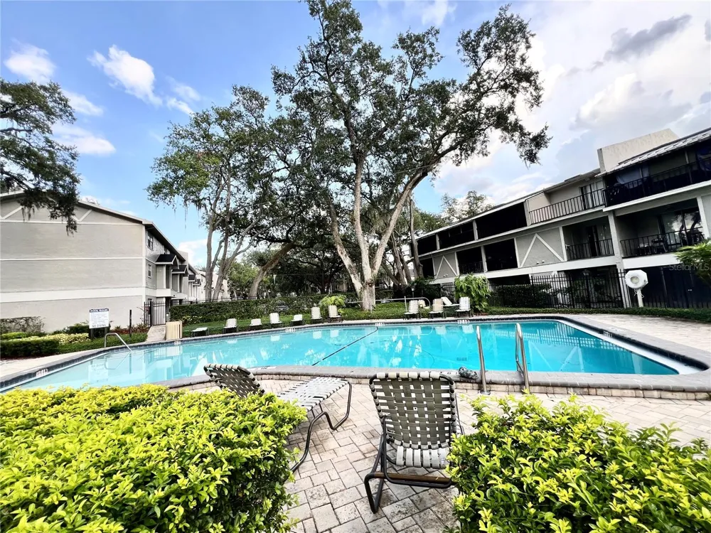 14402 REUTER STRASSE CIRCLE #223 Tampa, FL 33613