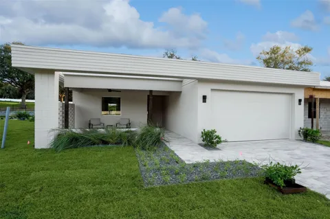 450 SKYFIELD COURT
