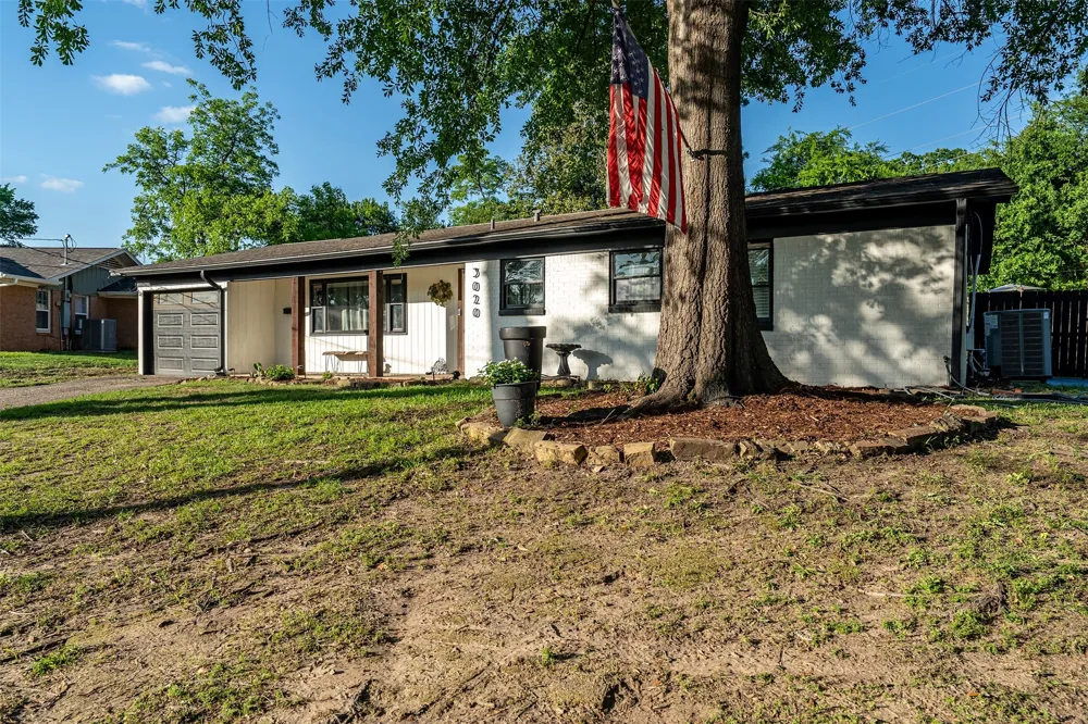 3020 Meadowlark Tyler, TX 75701