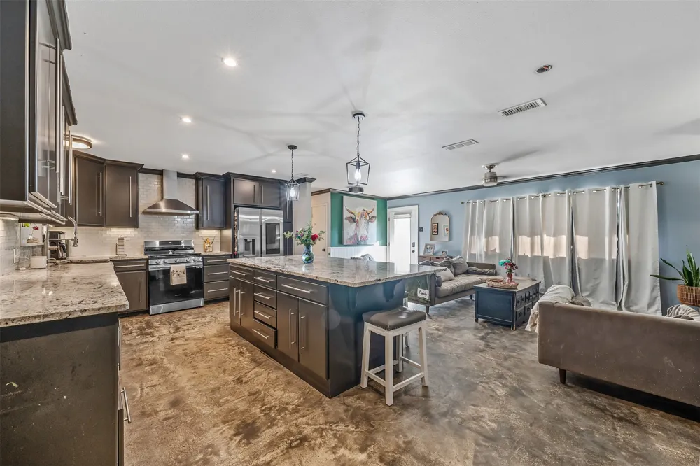 3020 Meadowlark Tyler, TX 75701