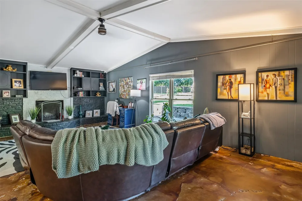 3020 Meadowlark Tyler, TX 75701