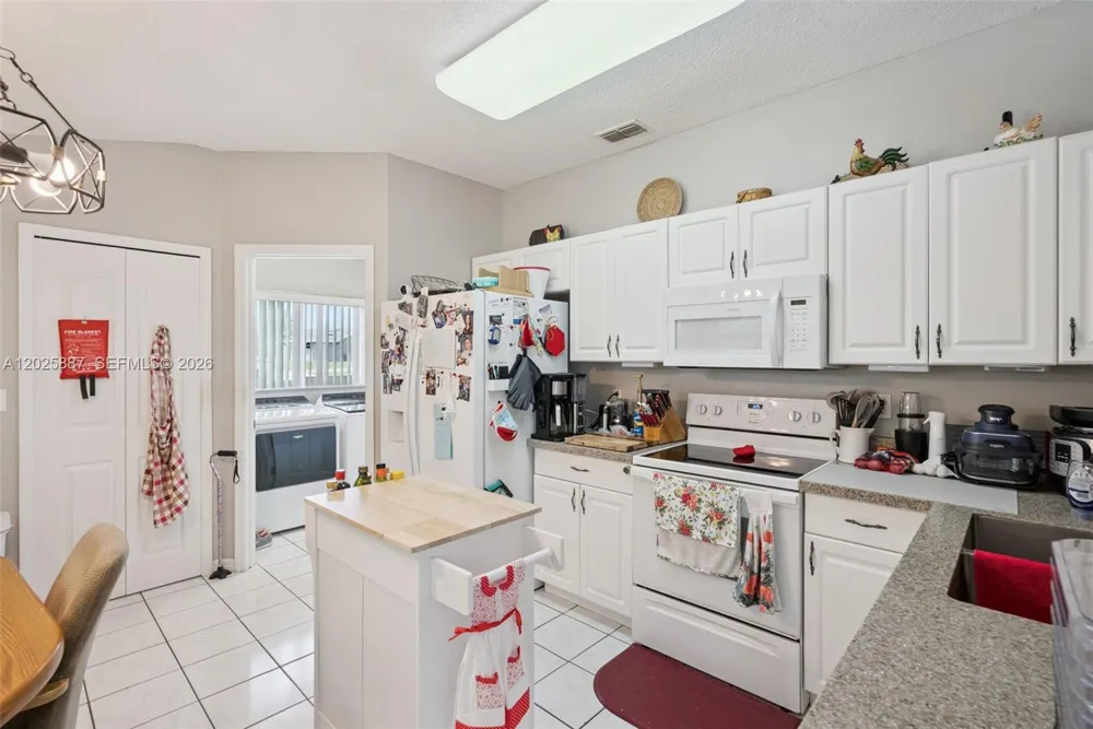 2563 Sheffield Other City - In The State Of Florida, FL 32738