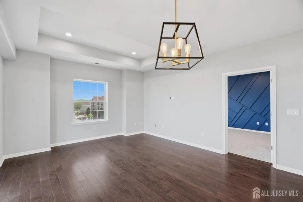 648 Strassle Way South Plainfield, NJ 07080