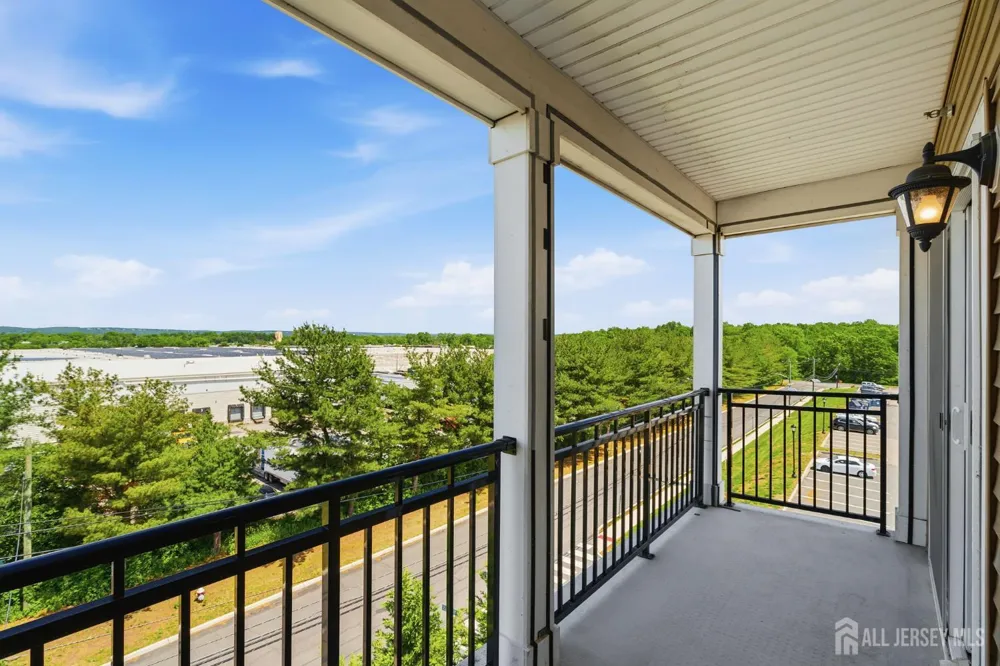 648 Strassle Way South Plainfield, NJ 07080