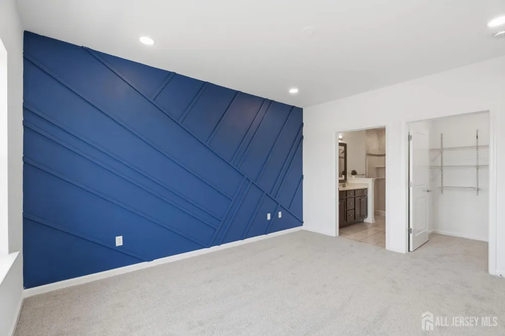 648 Strassle Way South Plainfield, NJ 07080
