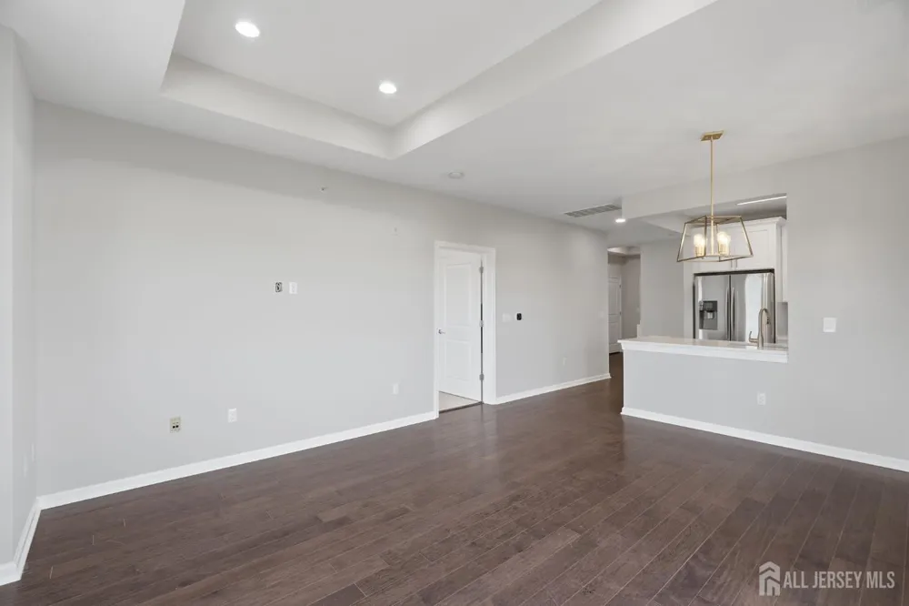 648 Strassle Way South Plainfield, NJ 07080