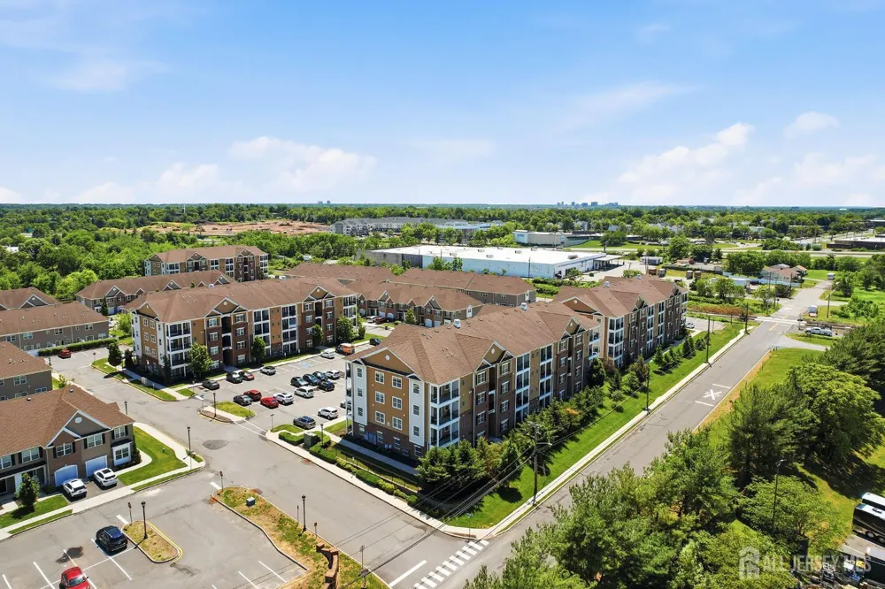 648 Strassle Way South Plainfield, NJ 07080