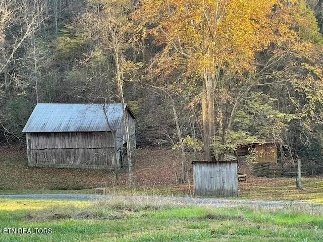 360 Spurlock Hollow Lane Gainesboro, TN 38562