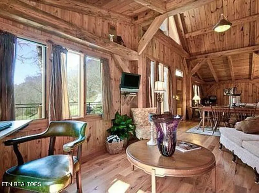 360 Spurlock Hollow Lane Gainesboro, TN 38562