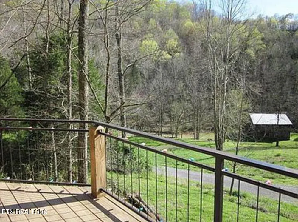360 Spurlock Hollow Lane Gainesboro, TN 38562