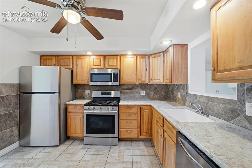 624 Hewitt Street Pueblo, CO 81005