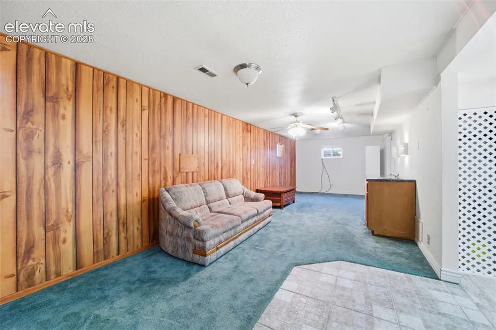 624 Hewitt Street Pueblo, CO 81005