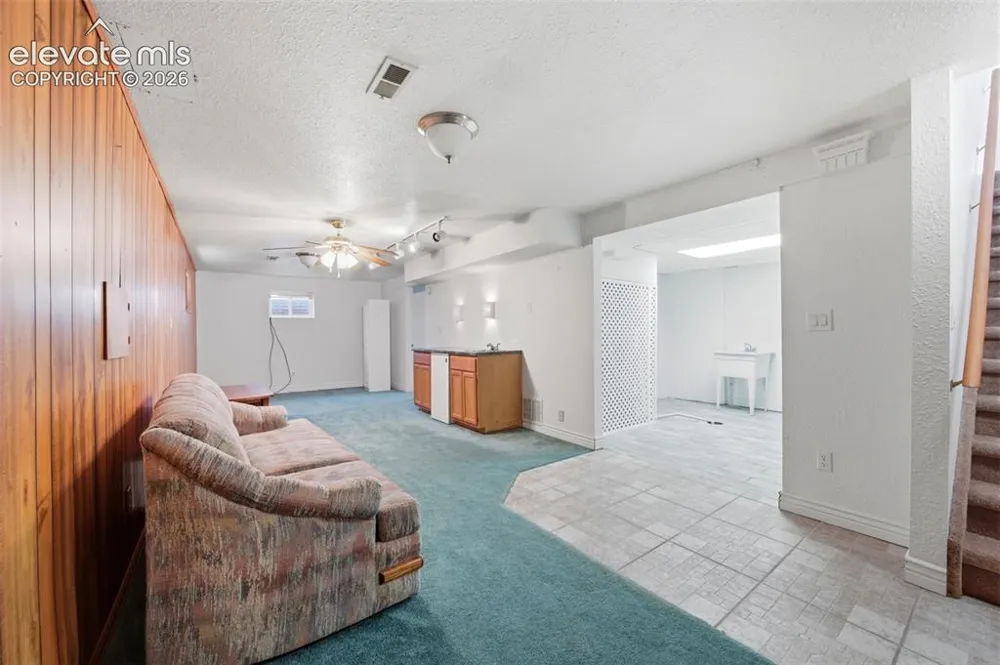 624 Hewitt Street Pueblo, CO 81005