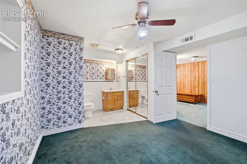 624 Hewitt Street Pueblo, CO 81005