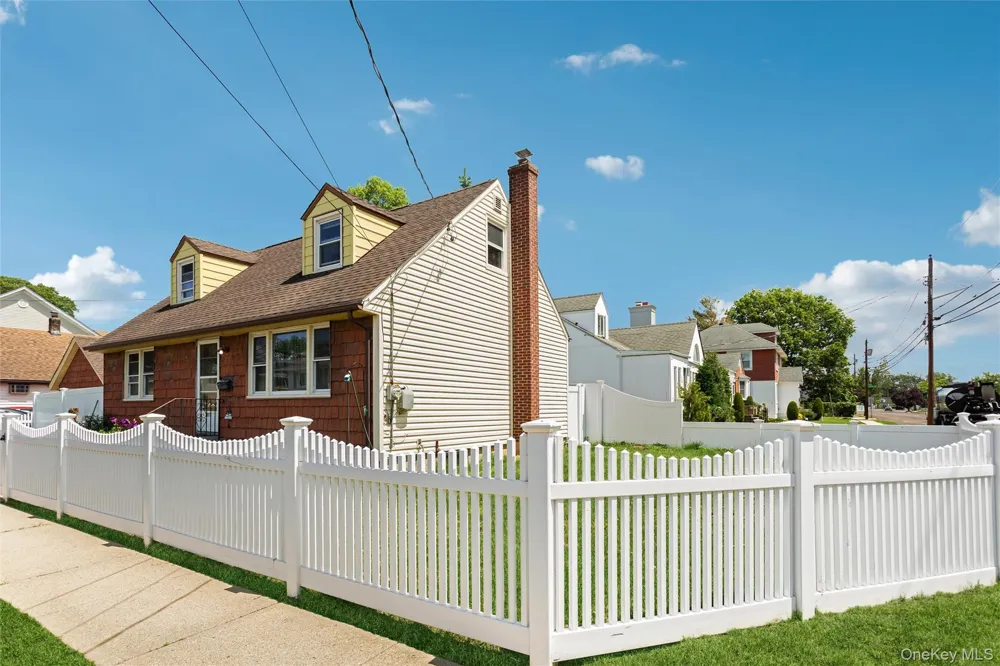 2877 Calvin Road Oceanside, NY 11572