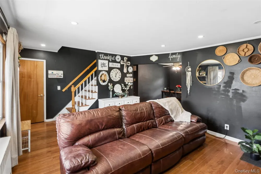 2877 Calvin Road Oceanside, NY 11572