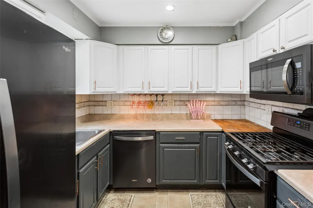 2877 Calvin Road Oceanside, NY 11572