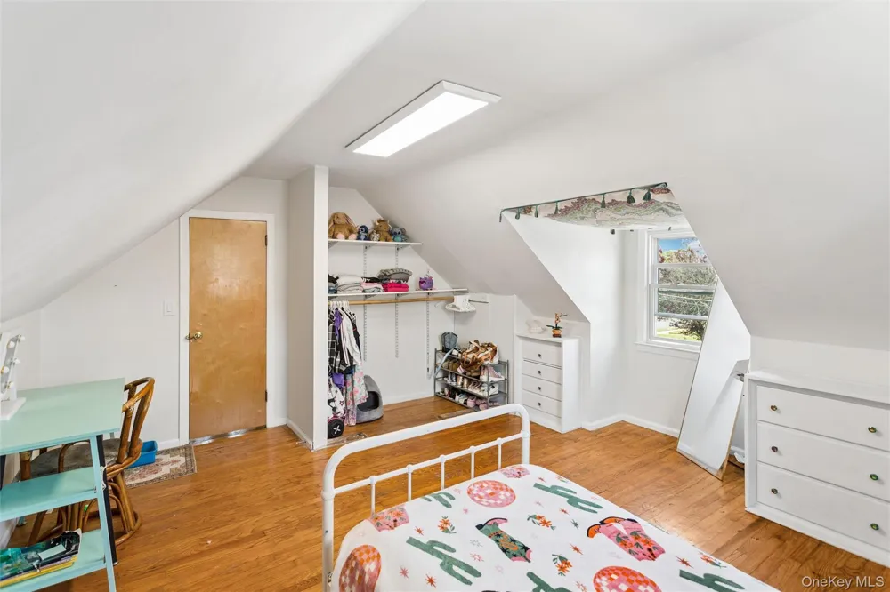 2877 Calvin Road Oceanside, NY 11572