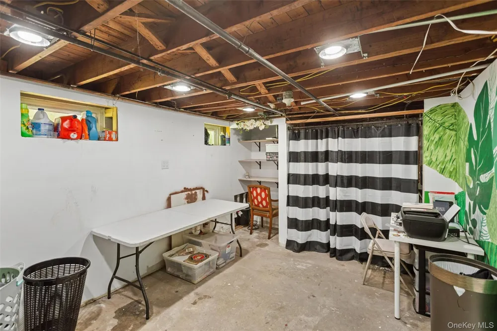 2877 Calvin Road Oceanside, NY 11572