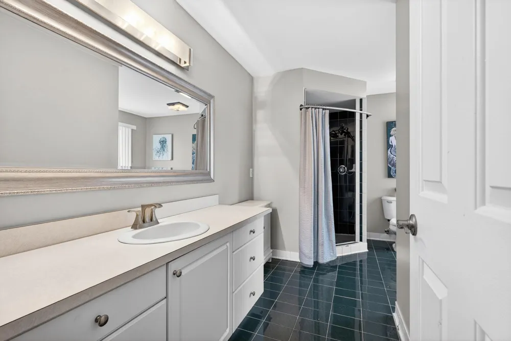 30098 Fairfield Drive New Baltimore, MI 48051