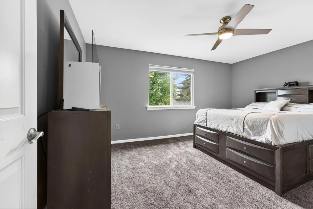 30098 Fairfield Drive New Baltimore, MI 48051