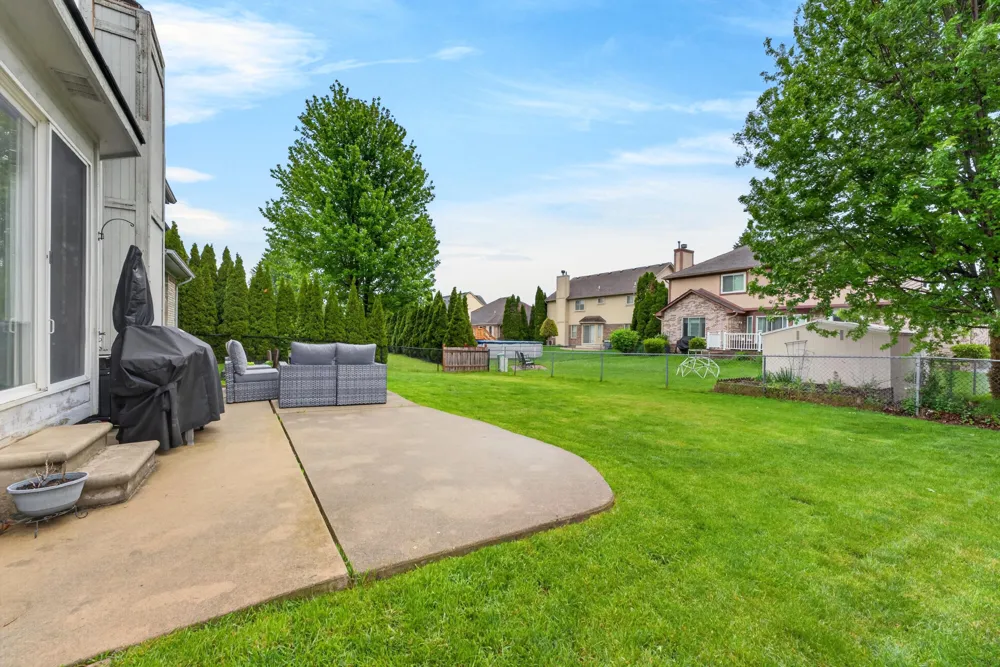 30098 Fairfield Drive New Baltimore, MI 48051