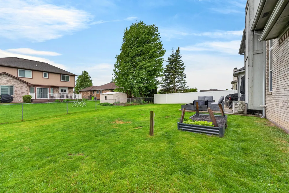 30098 Fairfield Drive New Baltimore, MI 48051