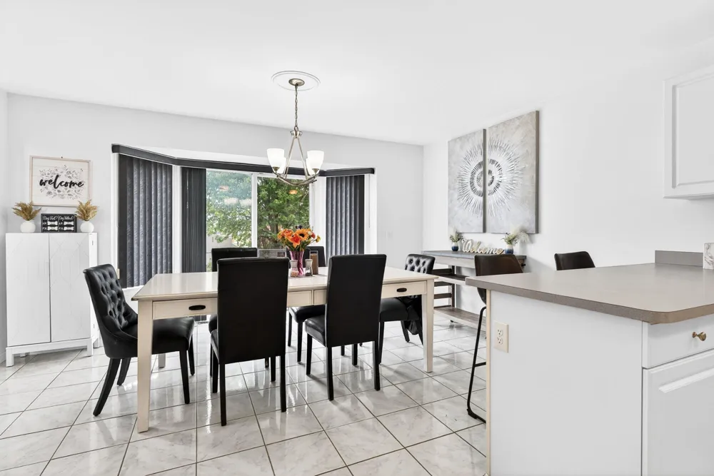 30098 Fairfield Drive New Baltimore, MI 48051