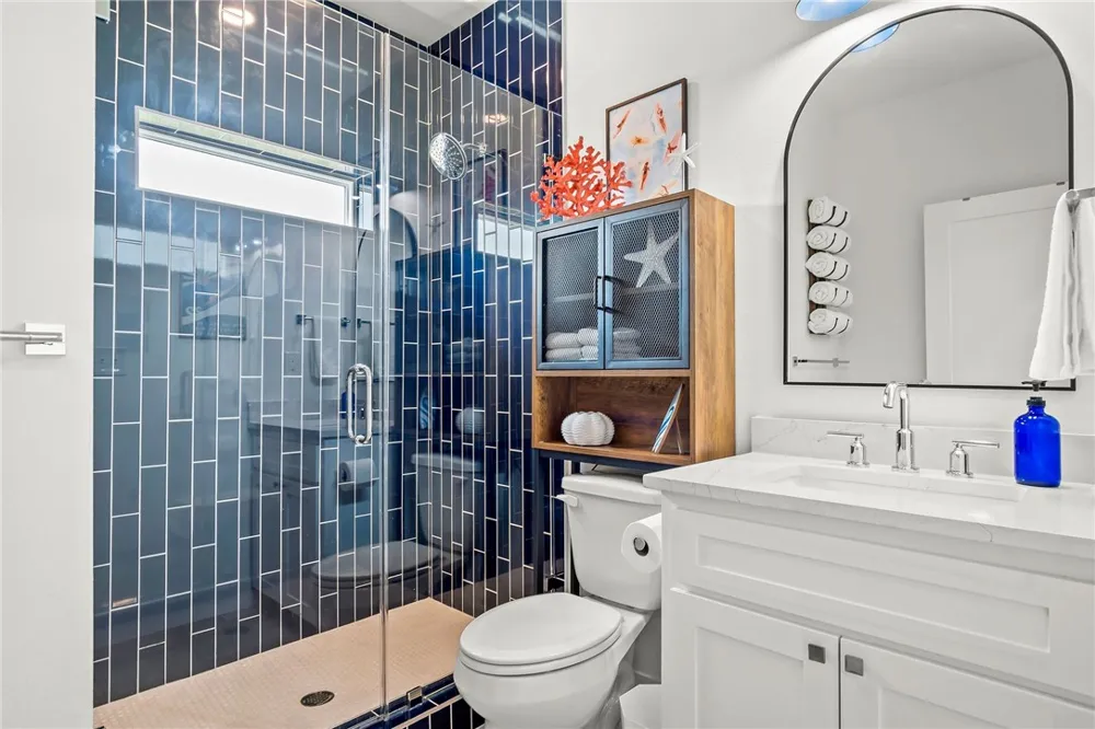 901 S 9th #7 Port Aransas, TX 78373