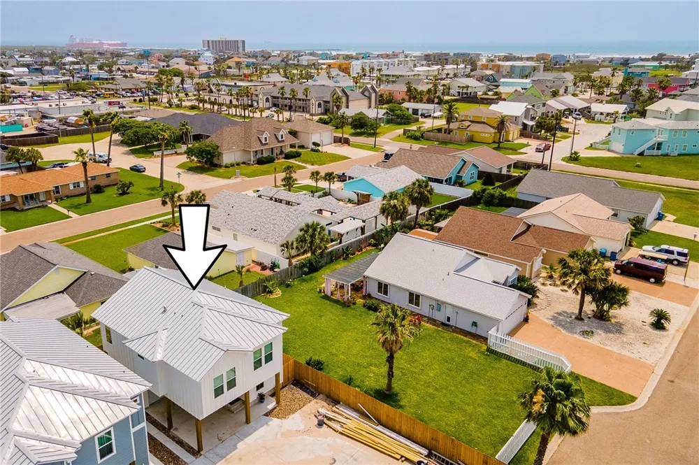 901 S 9th #7 Port Aransas, TX 78373