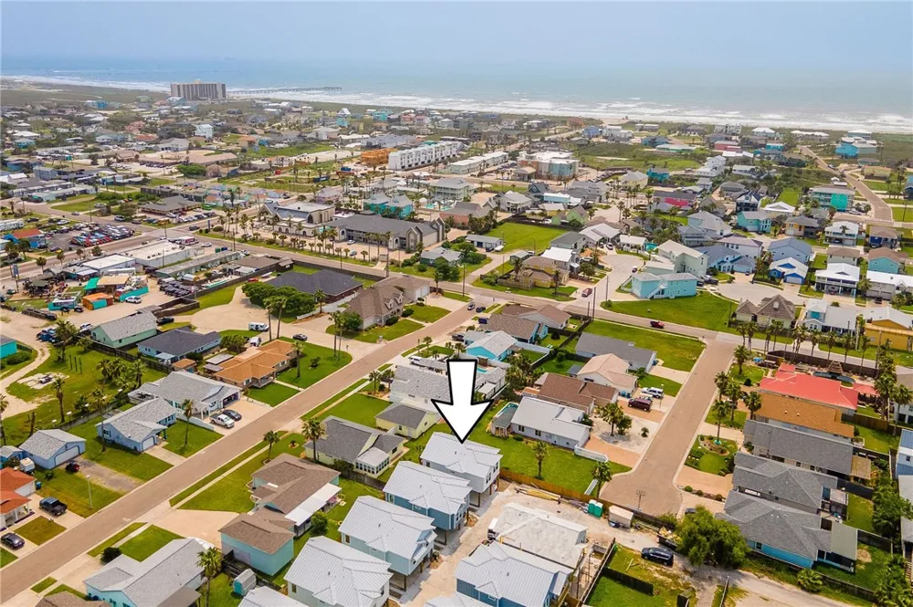 901 S 9th #7 Port Aransas, TX 78373