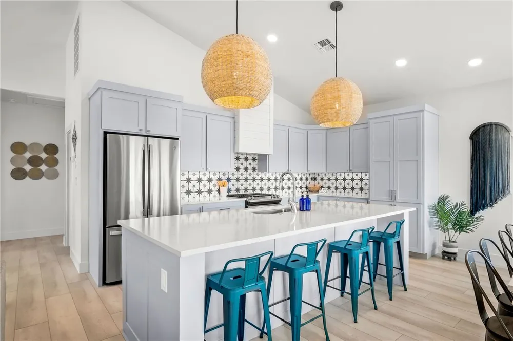 901 S 9th #7 Port Aransas, TX 78373
