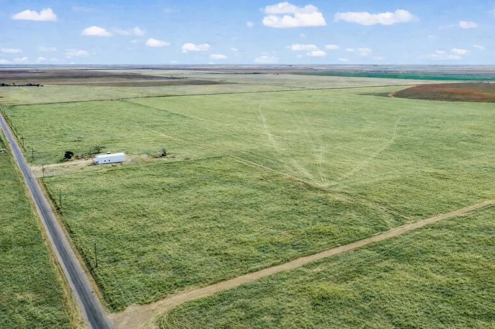 11004 E County Road 5300 Idalou, TX 79343