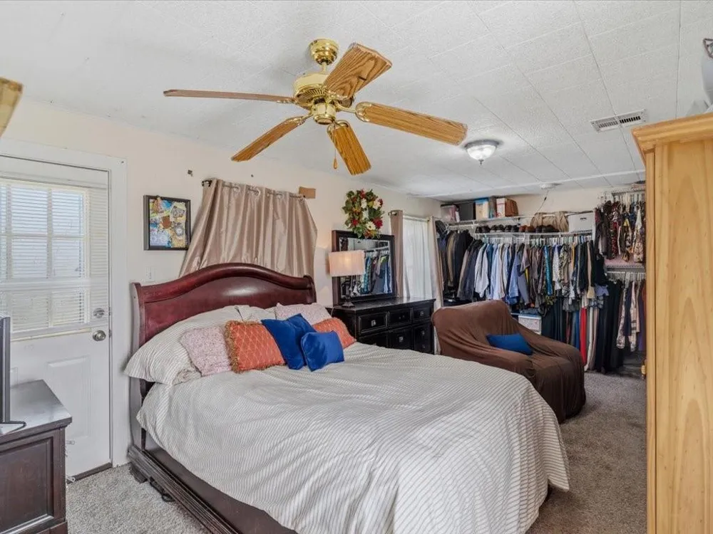 518 Sunny Lane Wharton, TX 77488