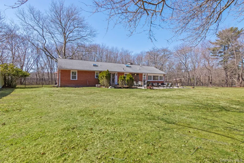 43 Harrison Avenue Hauppauge, NY 11788