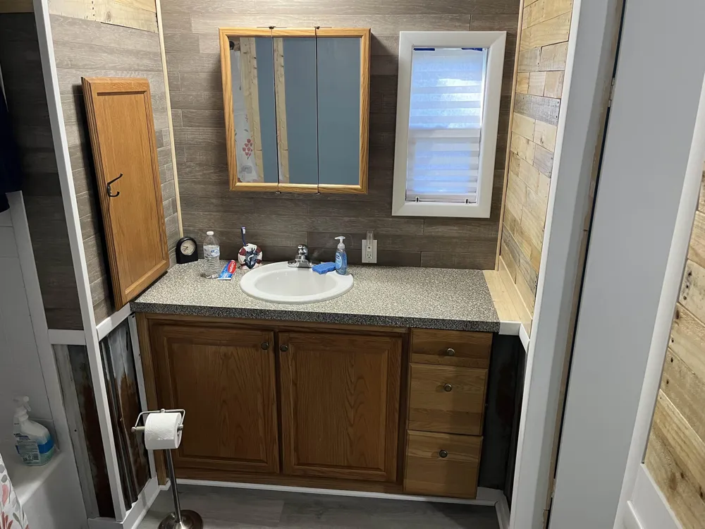 315 Linwood Avenue Alma City, MI 48801