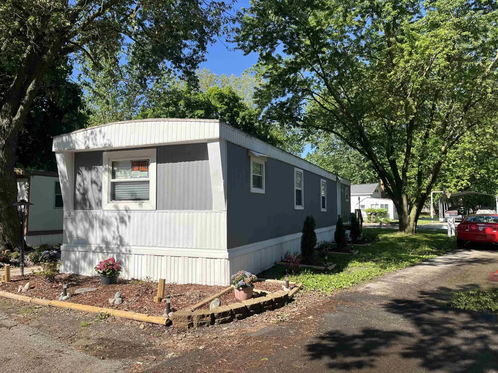 315 Linwood Avenue Alma City, MI 48801