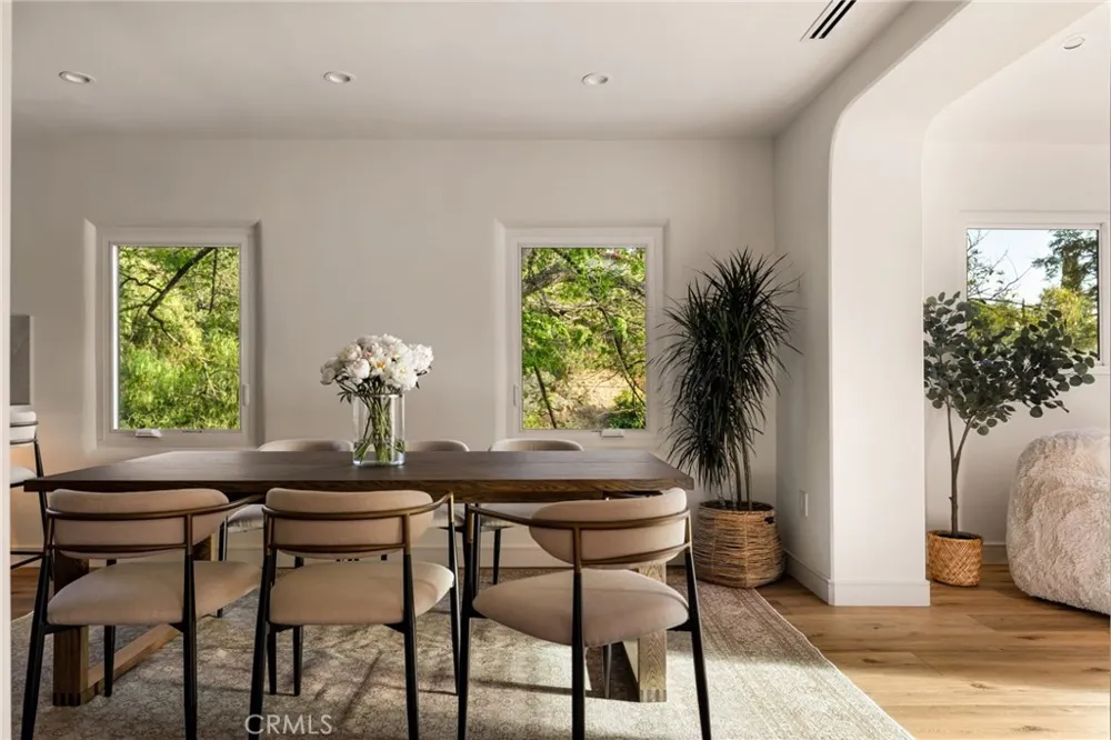 11111 Tujunga Canyon Tujunga, CA 91042