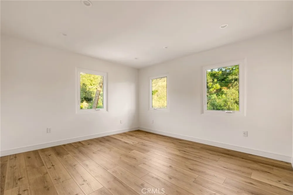 11111 Tujunga Canyon Tujunga, CA 91042